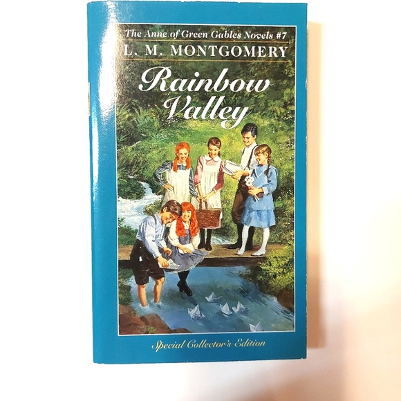 5 for $25- L.M. Montgomery Anne of Green Gables Novels Set of 4 - Picture 8 of 9